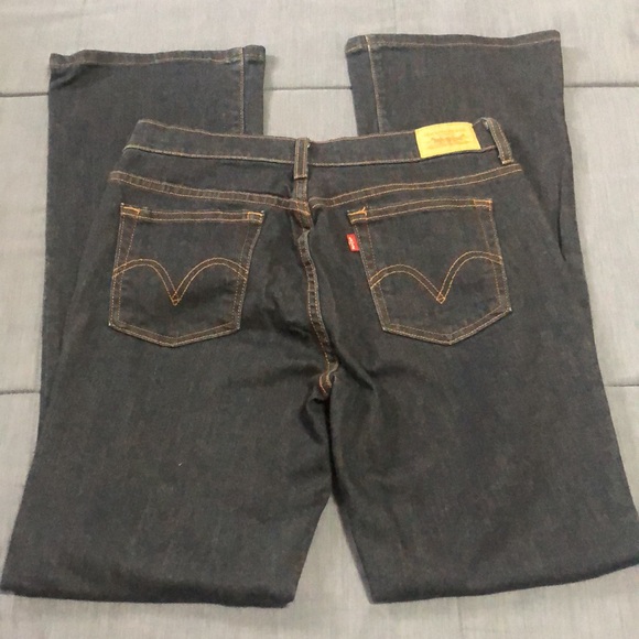 Levi’s 515 Boot Cut Jeans - Picture 3 of 6